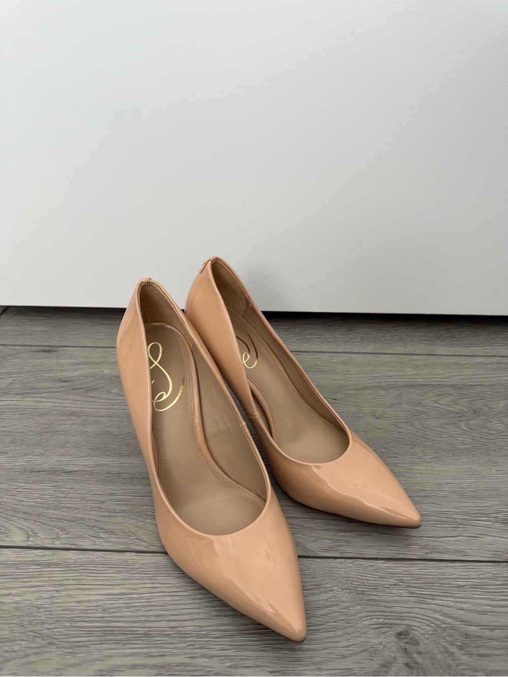 Guess Women's Nude Patent Pointed Toe Heels